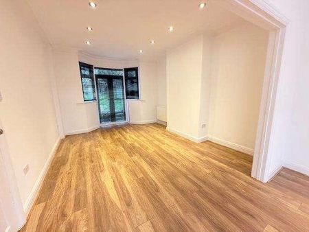 Upcroft Avenue, Edgware, Middlesex, HA8 - Photo 4