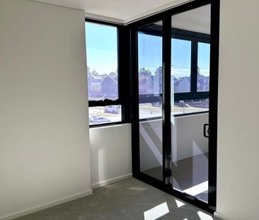 North Face | Stunning| Bright Two Bedder plus a Winter Garden Apart... - Photo 6