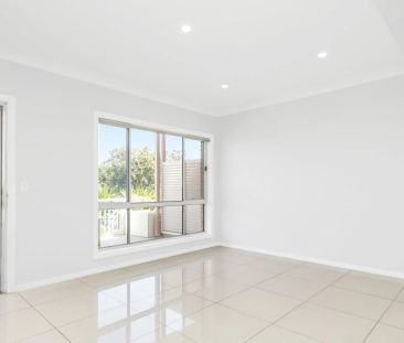 Stunning Family Home With Sweeping Views - Photo 2