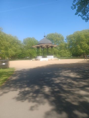 Room in a Shared Flat, Burton House, SE16 - Photo 5