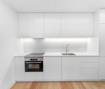 1 Bedroom Apartment with swimming pool, Avenida da Liberdade, Lisboa - Photo 1