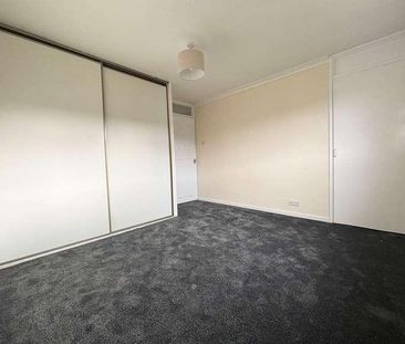 Coldhams Crescent, Huntingdon, PE29 - Photo 3