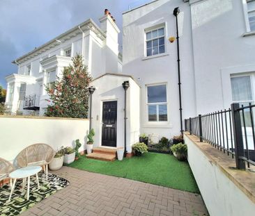 2 bedroom semi-detached house to rent - Photo 2