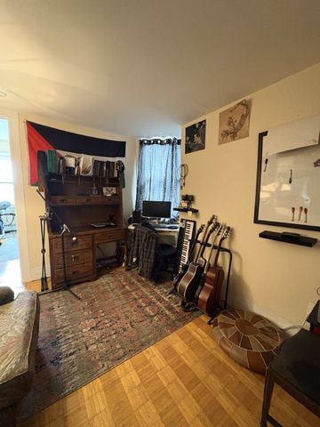 355 Elgin Street - E - Photo 3