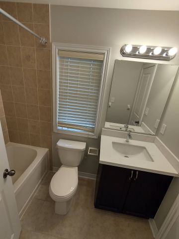 For Lease - 18 Gastonia Road, Brampton, Ontario - Photo 2