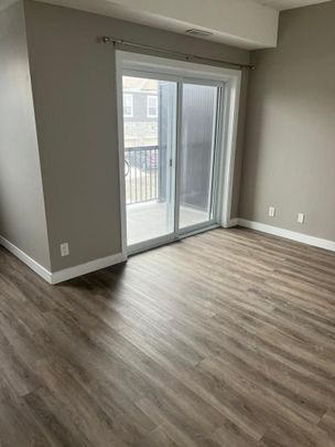 For Lease - 439 ATHLONE Avenue Unit# E6, Woodstock, Ontario - Photo 1