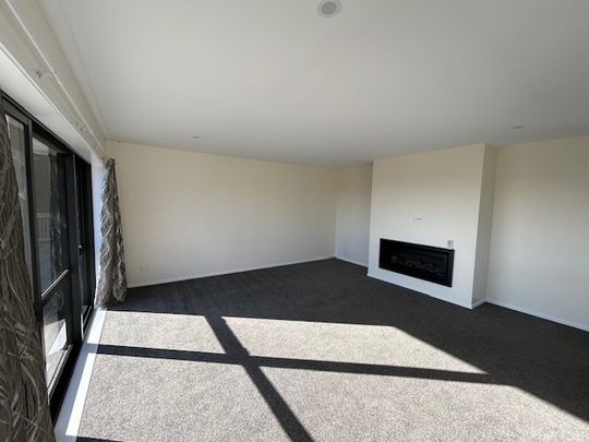 Beautiful Home With View - Te Puke - Photo 1