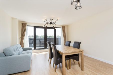 2 bedroom apartment to rent - Photo 2