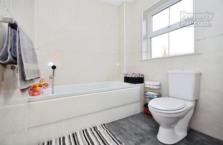 3 Mornington View, Lisburn, BT28 2WS - Photo 2
