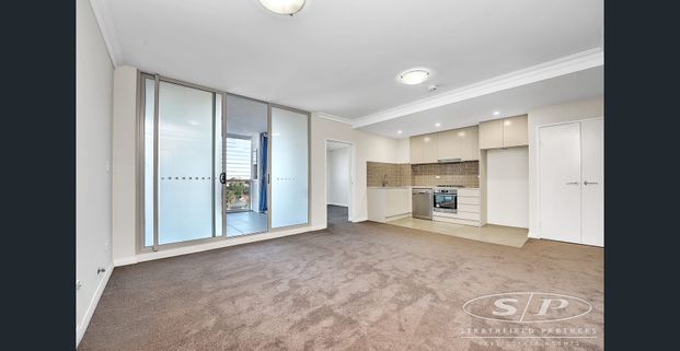 Terrace Apartment, PARK TOWER - Photo 1