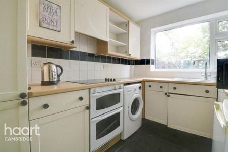 5 bedroom terraced house to rent - Photo 4
