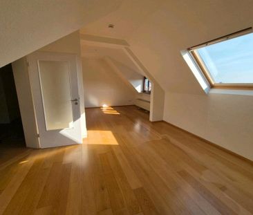 Seltene Altbauwohnung 63m2 mit Charme & Spitzboden in TOPlage - Foto 1