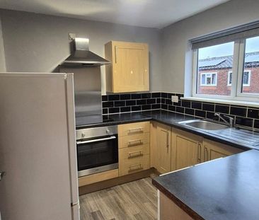 2 bedroom flat to rent - Photo 6