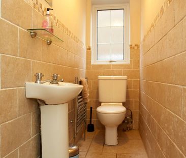 4 Bed Detached House, Oakwood Garth, LS8 - Photo 4