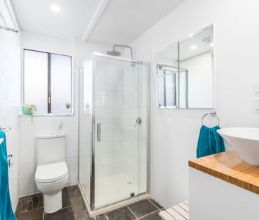 Well located 3 Bedroom Family Home - Photo 4