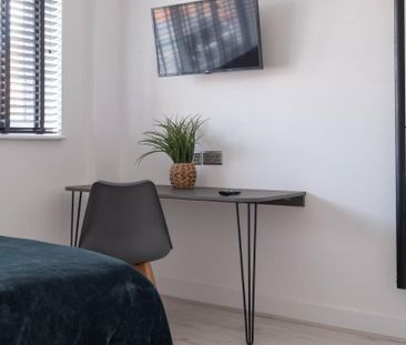 1 bedroom flat to rent - Photo 2