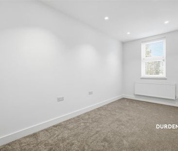 4 bedroom terraced house to rent - Photo 5