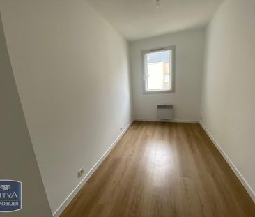 Location Appartement 2 pièces 55m² LAVAL 53000 - Photo 6