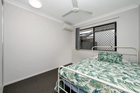 Fresh Modern Home in new quiet estate - Photo 3