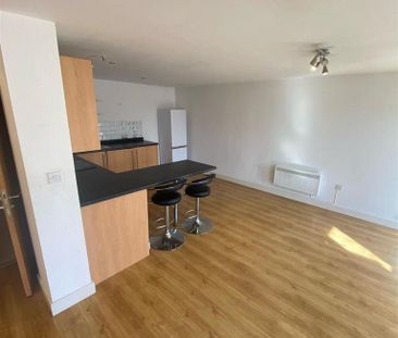 1 bedroom flat to rent - Photo 6