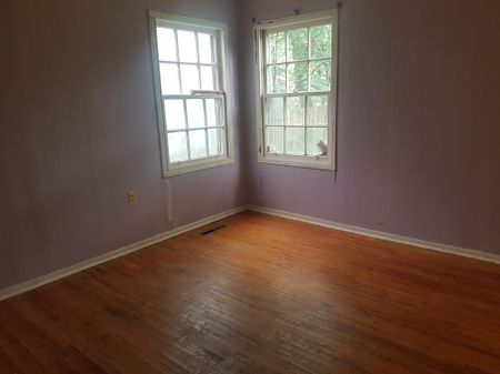 1241 KING ST 2 BEDROOM - Photo 4