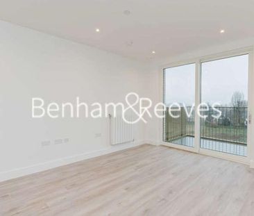 Moorehead Way, Kidbrooke Village, SE3 - Photo 1