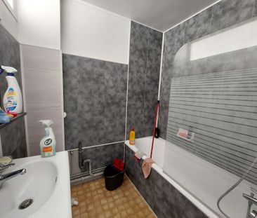 Location Appartement 3 pièces 71m² DIEPPE 76200 - Photo 5