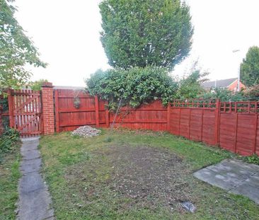 2 bedroom end of terrace house to rent - Photo 6