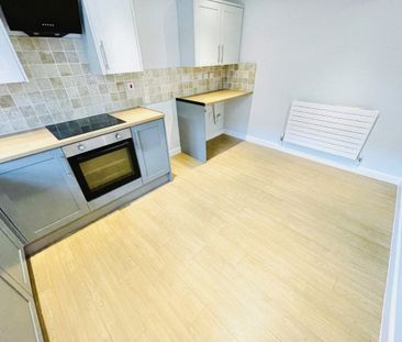 Oak Road, Blaina, ABERTILLERY - Photo 5