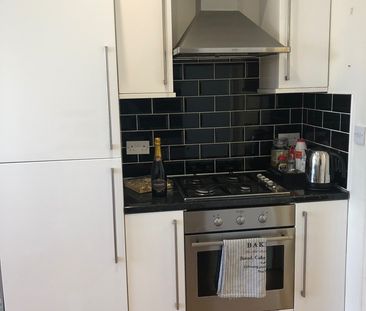 1 Bed Flat, Sturge Avenue, E17 - Photo 6