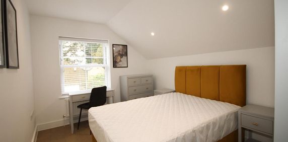1 bedroom in a house share to rent - Photo 2