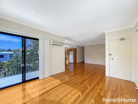 5/101 Sir Fred Schonell Drive, St Lucia, QLD 4067 - Photo 2