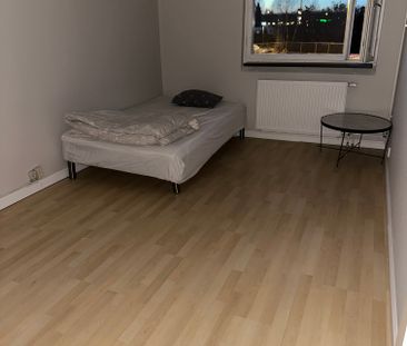 Sigfrid Edströms gata, Västerås - Photo 2