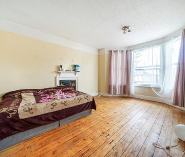 2 bedroom maisonette to rent - Photo 2