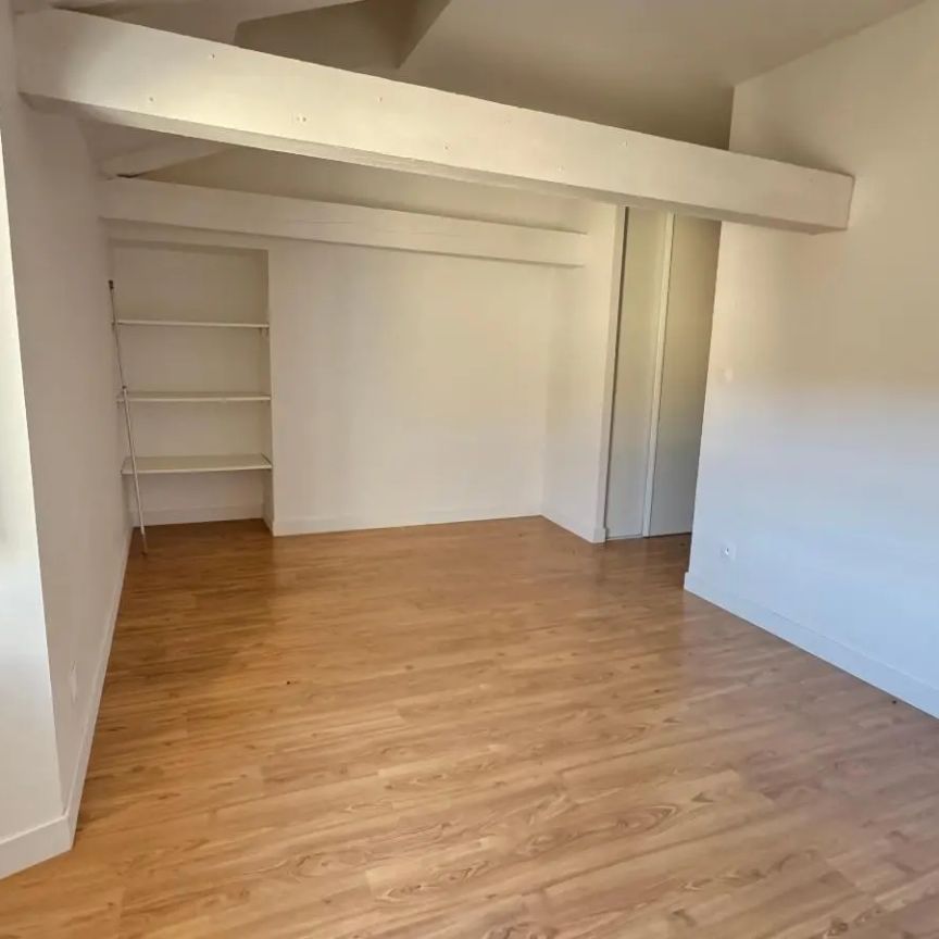 Appartement à louer 4 pièces 143.2m² - Photo 1