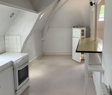 Location Appartement 2 pièces 48m² ORLEANS 45000 - Photo 2