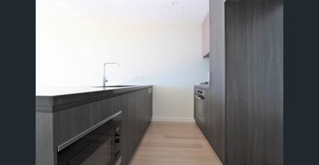 MODERN, SUN-FILLED 1 BEDROOM IN THE HEART OF EPPING - Photo 5