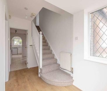 Moat Drive, Wexham, SL2 - Photo 1