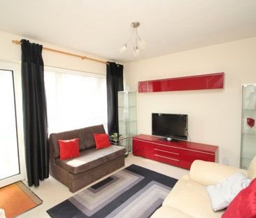 Sundale Avenue, Selsdon, CR2, Property for rent - Photo 1