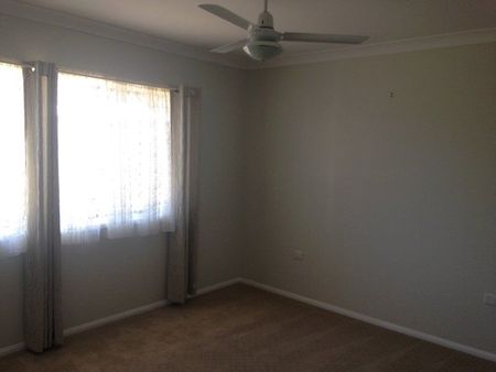 Spacious haven with a view! - Photo 4