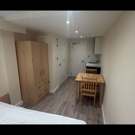 Studio Flat, Olinda Road, N16 - Photo 4