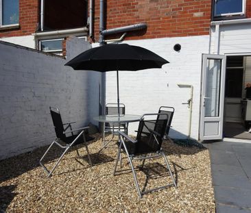 2 bedroom terraced house to rent - Photo 4