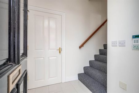 Breton Gardens, LISBURN, BT28 3YZ - Photo 2