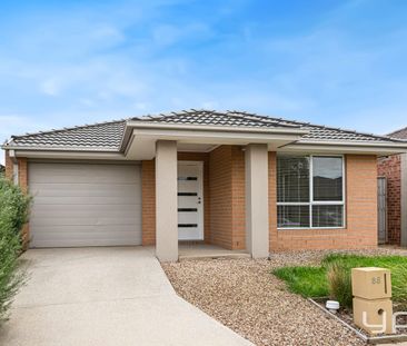 Charming, Convenient Living in Wyndham Vale! - Photo 5