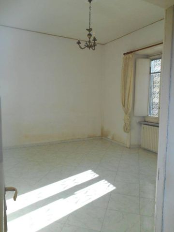 Trilocale traversa Privata San Severino, Arenella, Napoli - Foto 4