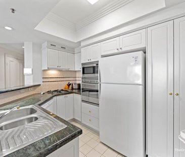 ARGUABLY THE CBDs FINEST RIVERFRONT COMPLEX 1 Bedroom Furnished - Photo 3