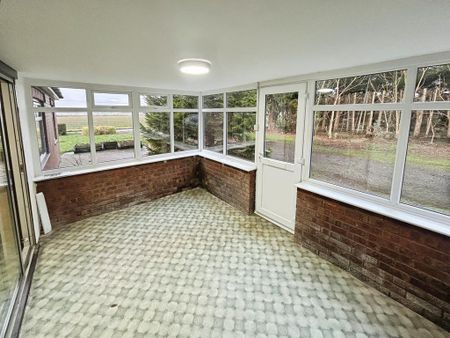 3 bedroom bungalow to rent - Photo 5