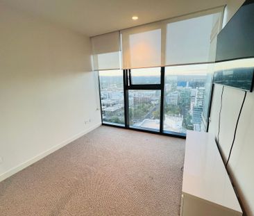 Luxury CBD Living at Realm Apartments | Premium Facilities & Unbeat... - Photo 4