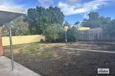 Completely refurbished Taree West home - Photo 4