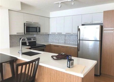 For Lease - 11 St Joseph Street Unit# 405, Toronto, Ontario - Photo 4